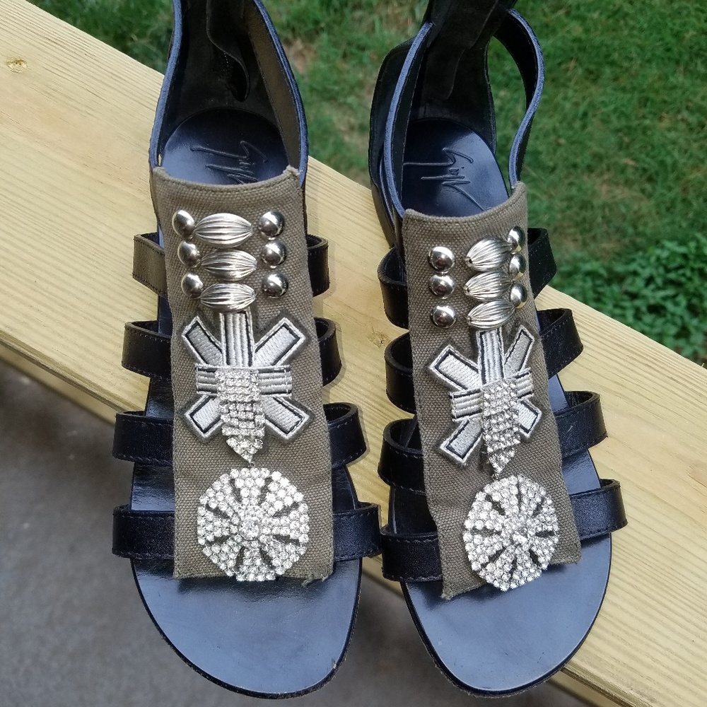 Giuseppe zanotti flat zip back sandles - Picture 2 of 6